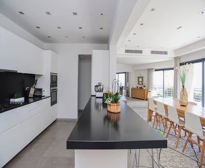 Luxury Villa Photo #8