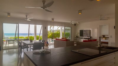 Luxury Villa Photo #20