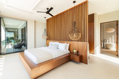 Luxury Villa Photo #28