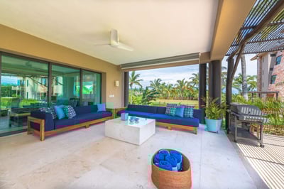 Luxury Villa Photo #7
