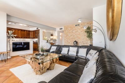 Luxury Villa Photo #17