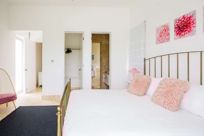 Luxury Villa Photo #24