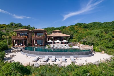 Punta de Mita (Punta Mita),El Milagro Diario