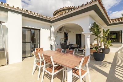 Luxury Villa Photo #10