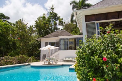 Luxury Villa Photo #2