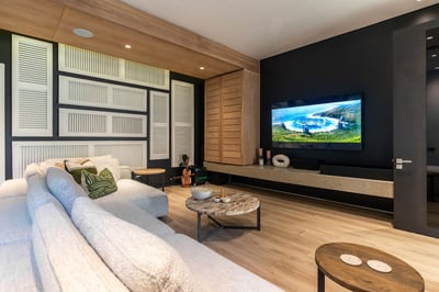 Luxury Villa Photo #20