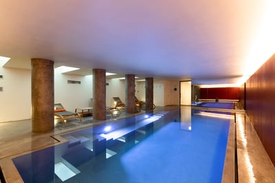 Luxury Villa Photo #27