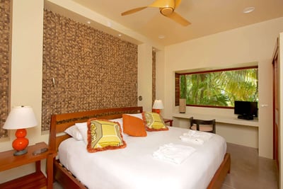 Luxury Villa Photo #24