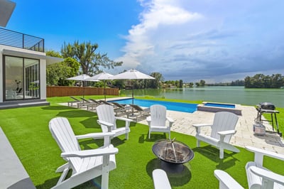 Luxury Villa Photo #10