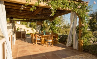 Luxury Villa Photo #9