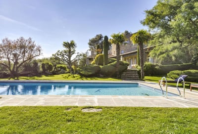 Luxury Villa Photo #5
