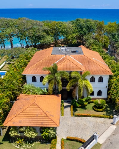 Luxury Villa Photo #5