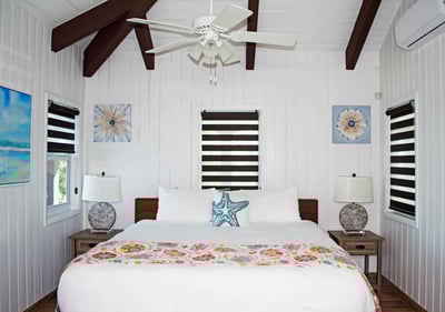 Luxury Villa Photo #11