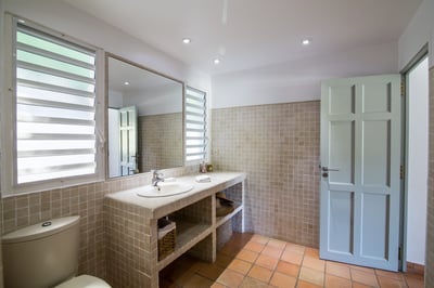 Luxury Villa Photo #26