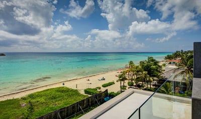 Luxury Villa Photo #6