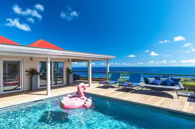 Luxury Villa Photo #3