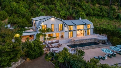 Luxury Villa Photo #2