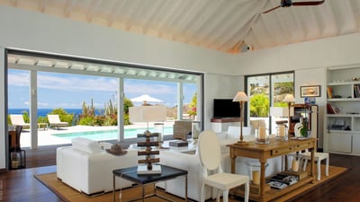 Luxury Villa Photo #23