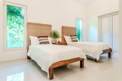 Luxury Villa Photo #55