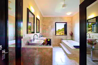 Luxury Villa Photo #27