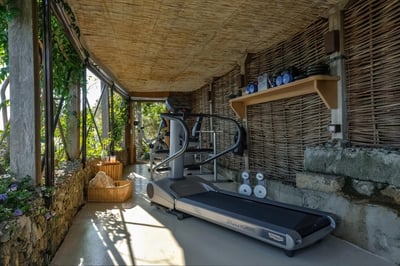 Luxury Villa Photo #29