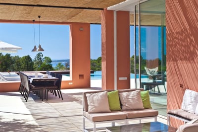 Luxury Villa Photo #6