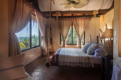 Luxury Villa Photo #20