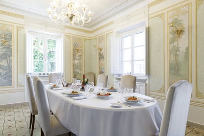 Luxury Villa Photo #17