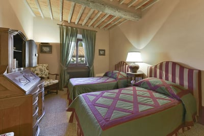 Luxury Villa Photo #30