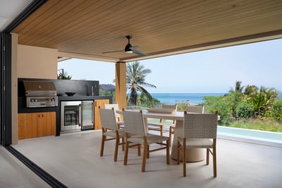 Luxury Villa Photo #9
