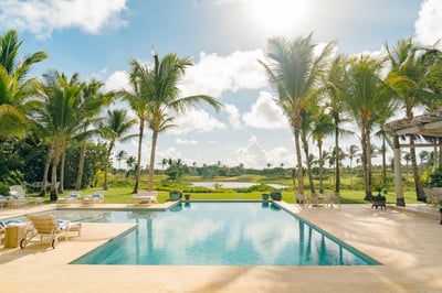 Luxury Villa Photo #2