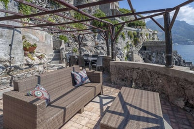 Luxury Villa Photo #12