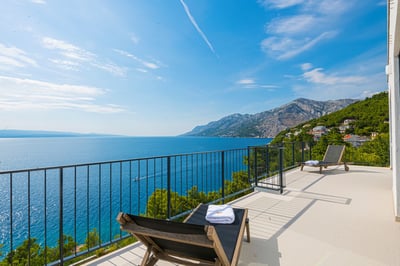 Luxury Villa Photo #11