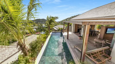 Luxury Villa Photo #2