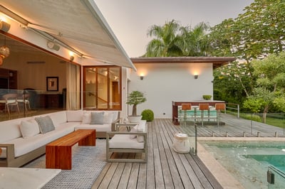 Luxury Villa Photo #11