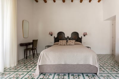 Luxury Villa Photo #40