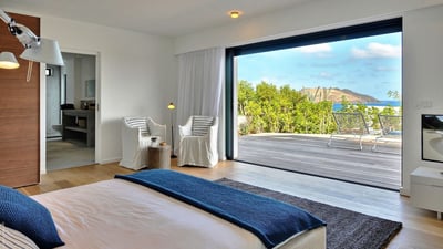 Bedroom 2: Located on the lower level.  King size bed, air conditioning, HD-TV, DVD player, saf