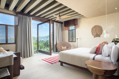Luxury Villa Photo #24