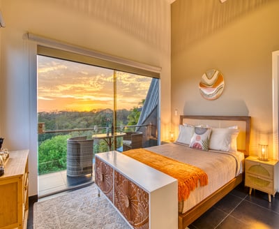 Luxury Villa Photo #18