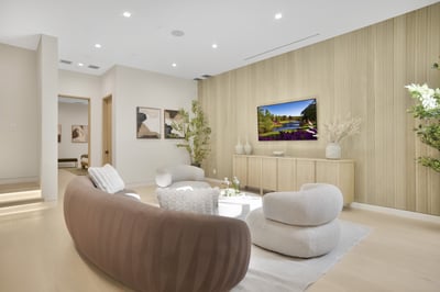Luxury Villa Photo #34