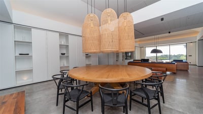 Kitchen & Dining Area