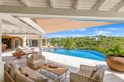 Luxury Villa Photo #13