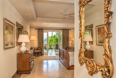 Luxury Villa Photo #14
