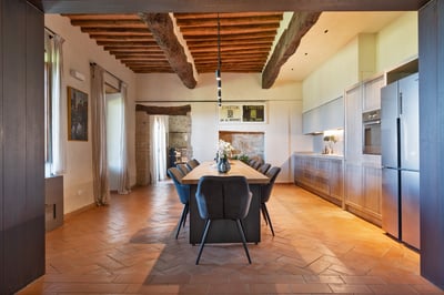 Luxury Villa Photo #18