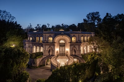 Luxury Villa Photo #2
