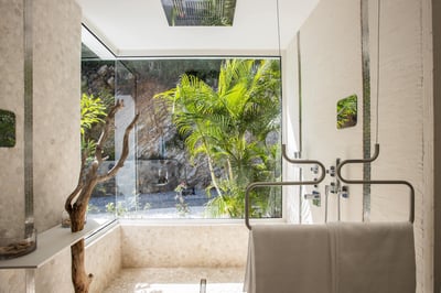 Luxury Villa Photo #27