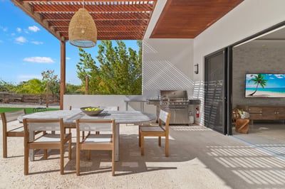Luxury Villa Photo #12
