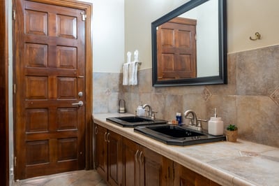 Luxury Villa Photo #29