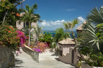 Luxury Villa Photo #17
