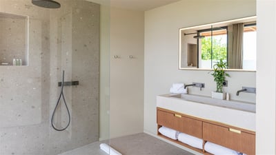 Luxury Villa Photo #34
